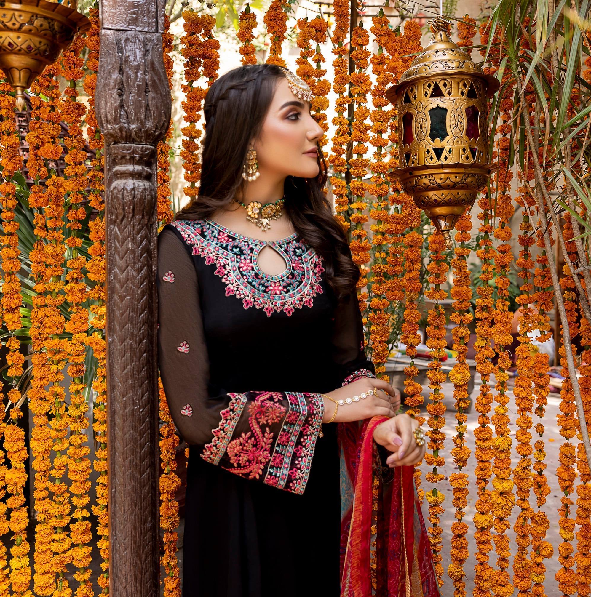 Mohagni - Sale Section: Items From 20% To 50% Off